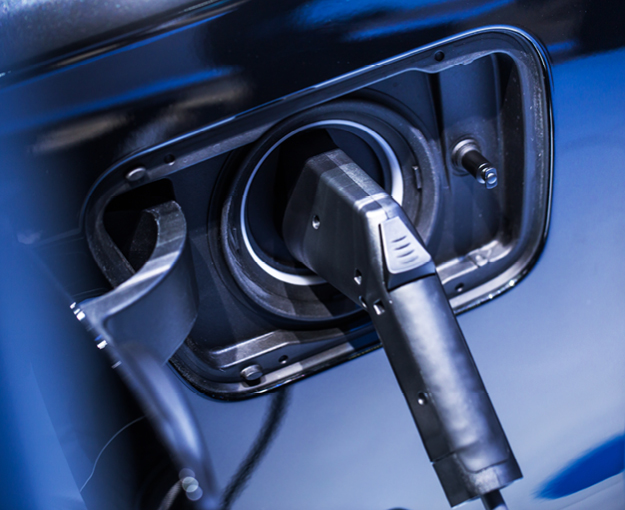 Know the difference: electric, plug-in-hybrid, gas, and diesel car